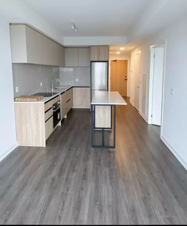Vaughan, ON L4J 0L4,7950 Bathurst ST #B-806