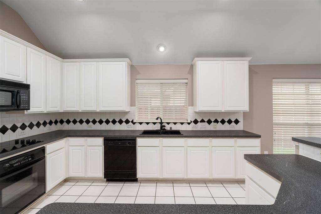 The Colony, TX 75056,5520 Sundance Drive