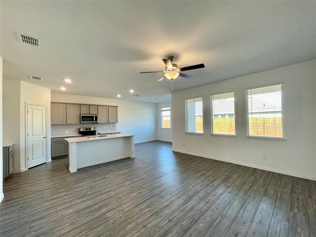 Fate, TX 75189,517 Peel Street