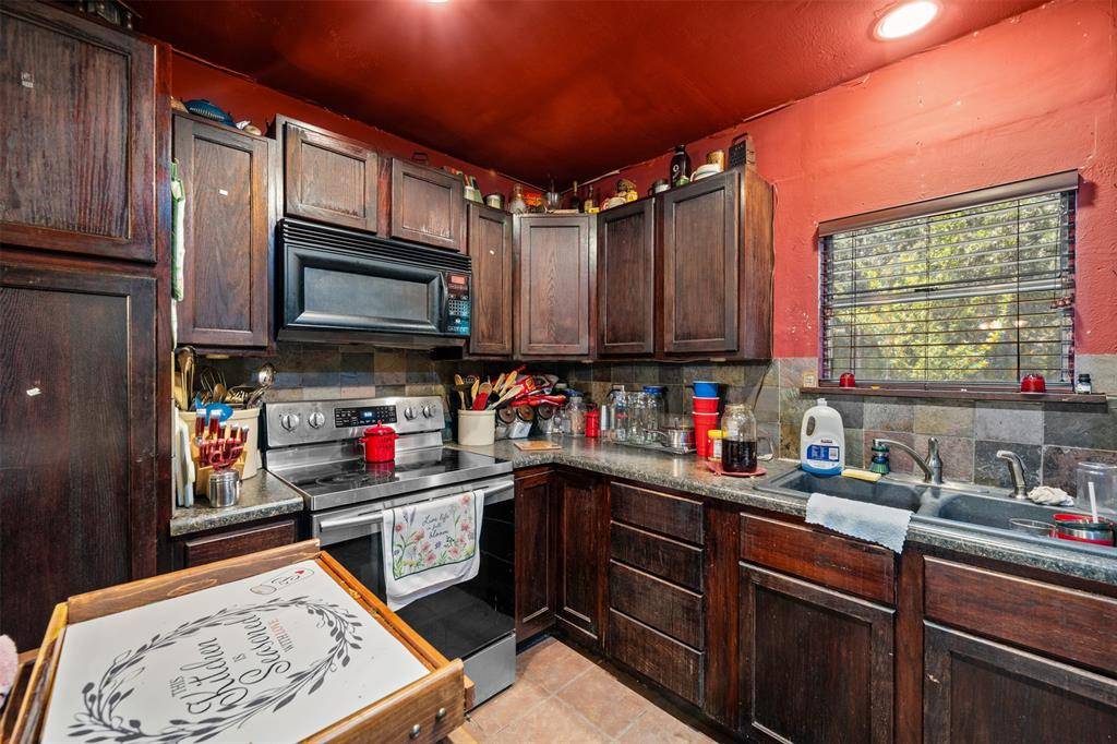 Quinlan, TX 75474,9645 County Road 3622