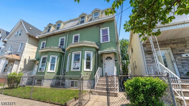 Elizabeth City, NJ 07206,251 Franklin St #3