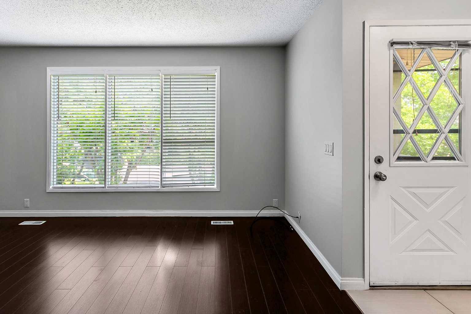 Calgary, AB T3K 1B8,151 Berwick WAY NW
