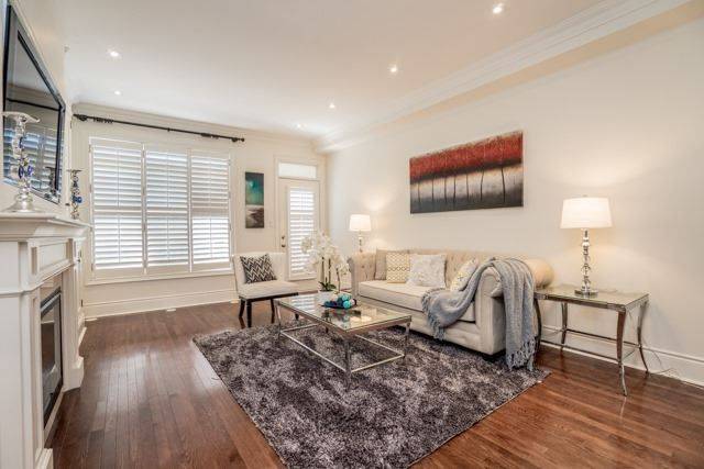 Toronto C14, ON M2N 7K8,2 Espana LN