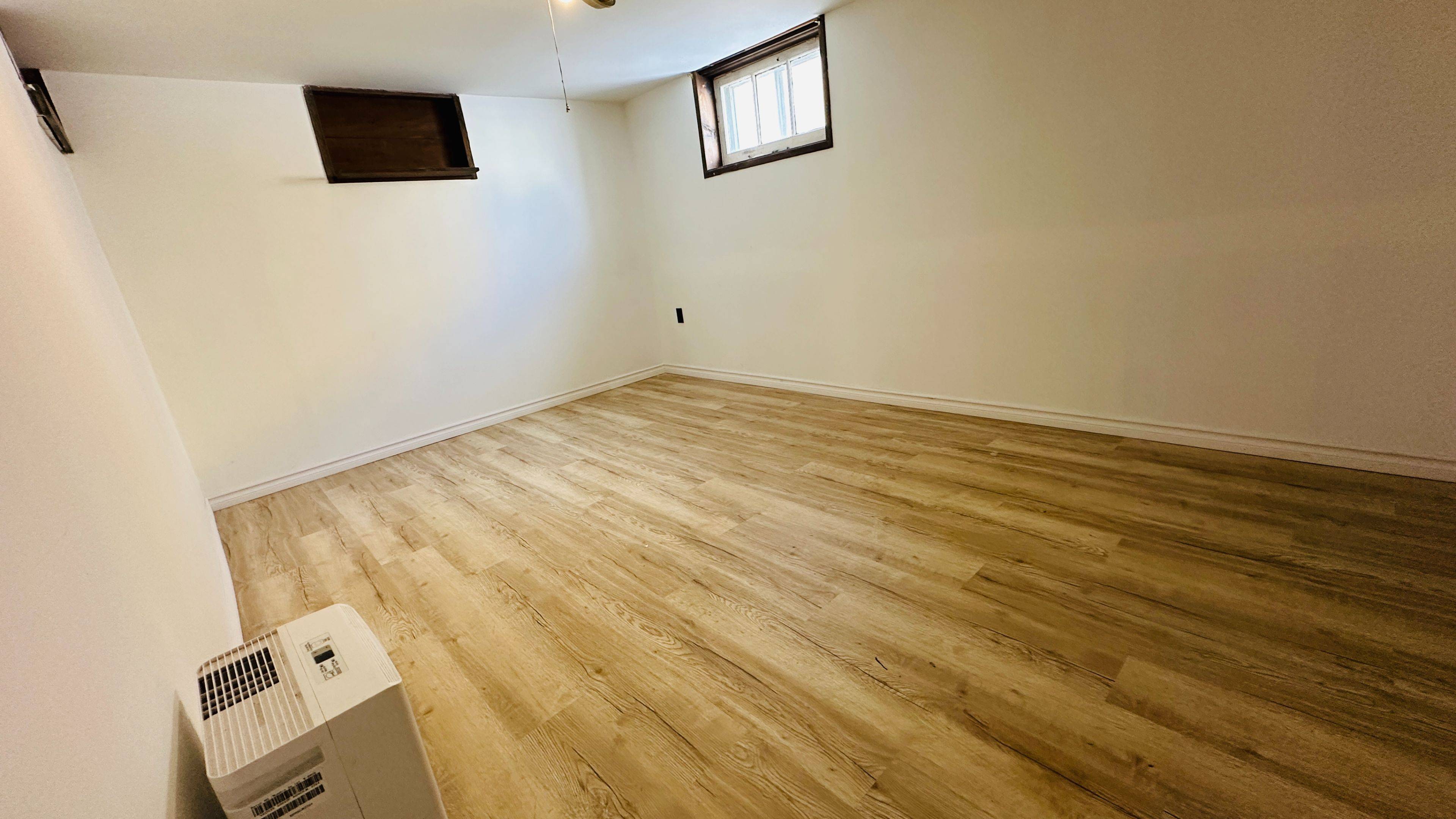 Sarnia, ON N7T 3S4,115 Sutton ST