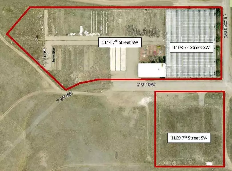 1108 7 ST Southwest, Medicine Hat, AB T1A 8N2