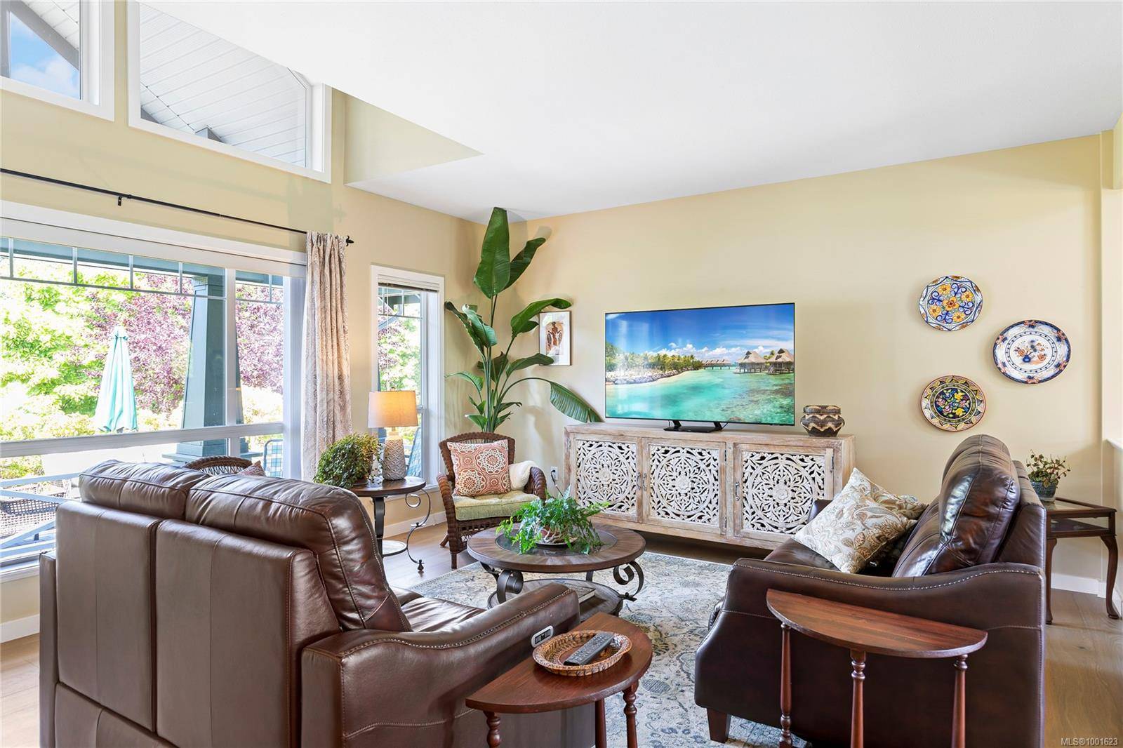 Qualicum Beach, BC V9K 2S1,604 LaCouvee Way