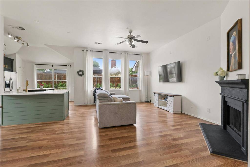 Little Elm, TX 75068,337 Willowlake Drive