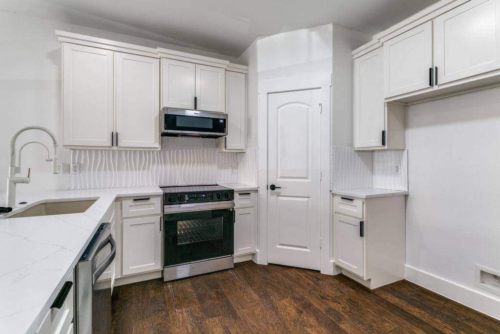Lewisville, TX 75057,204 Lily Lane
