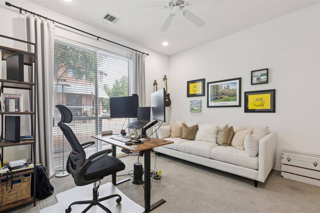 Dallas, TX 75204,3003 State Street