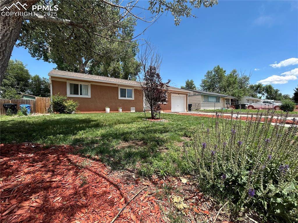 69 Easy ST, Colorado Springs, CO 80911