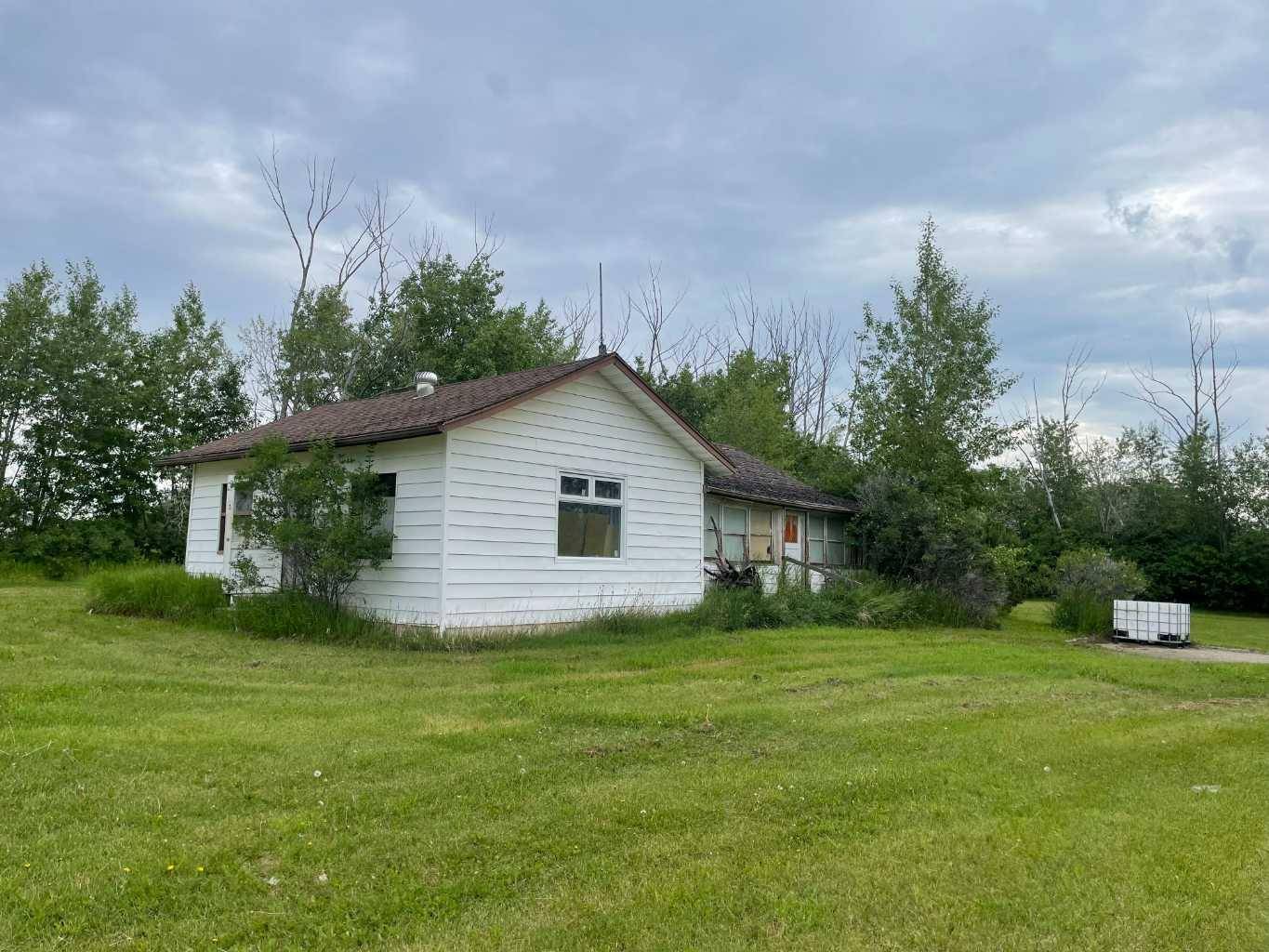 Berwyn, AB T0H 0E0,5411 50 ST