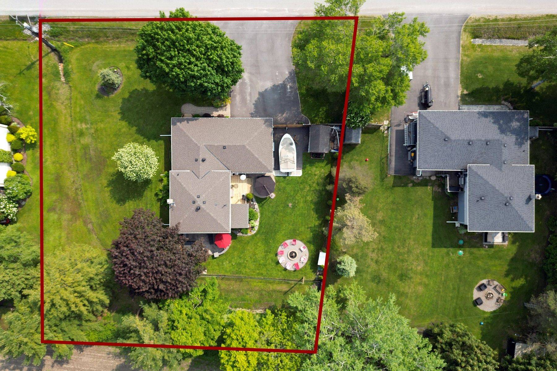 Scugog, ON L0B 1B0,124 Greensboro DR