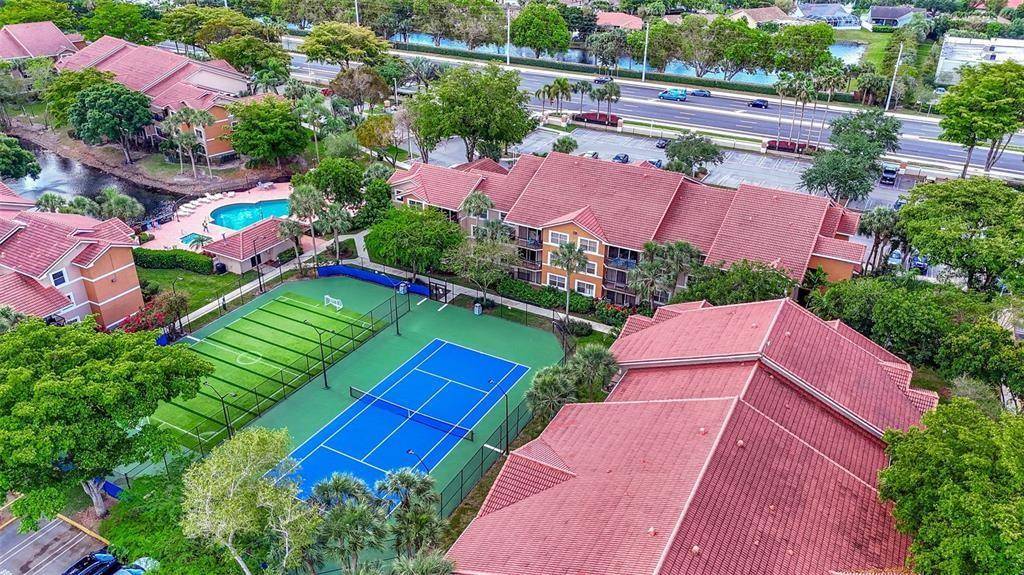 8701 Wiles Road #305, Coral Springs, FL 33067