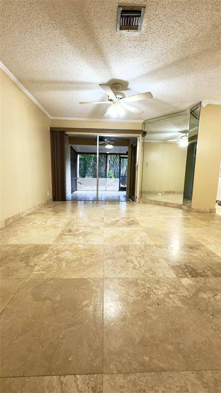 Deerfield Beach, FL 33442,2126 W Discovery Cir