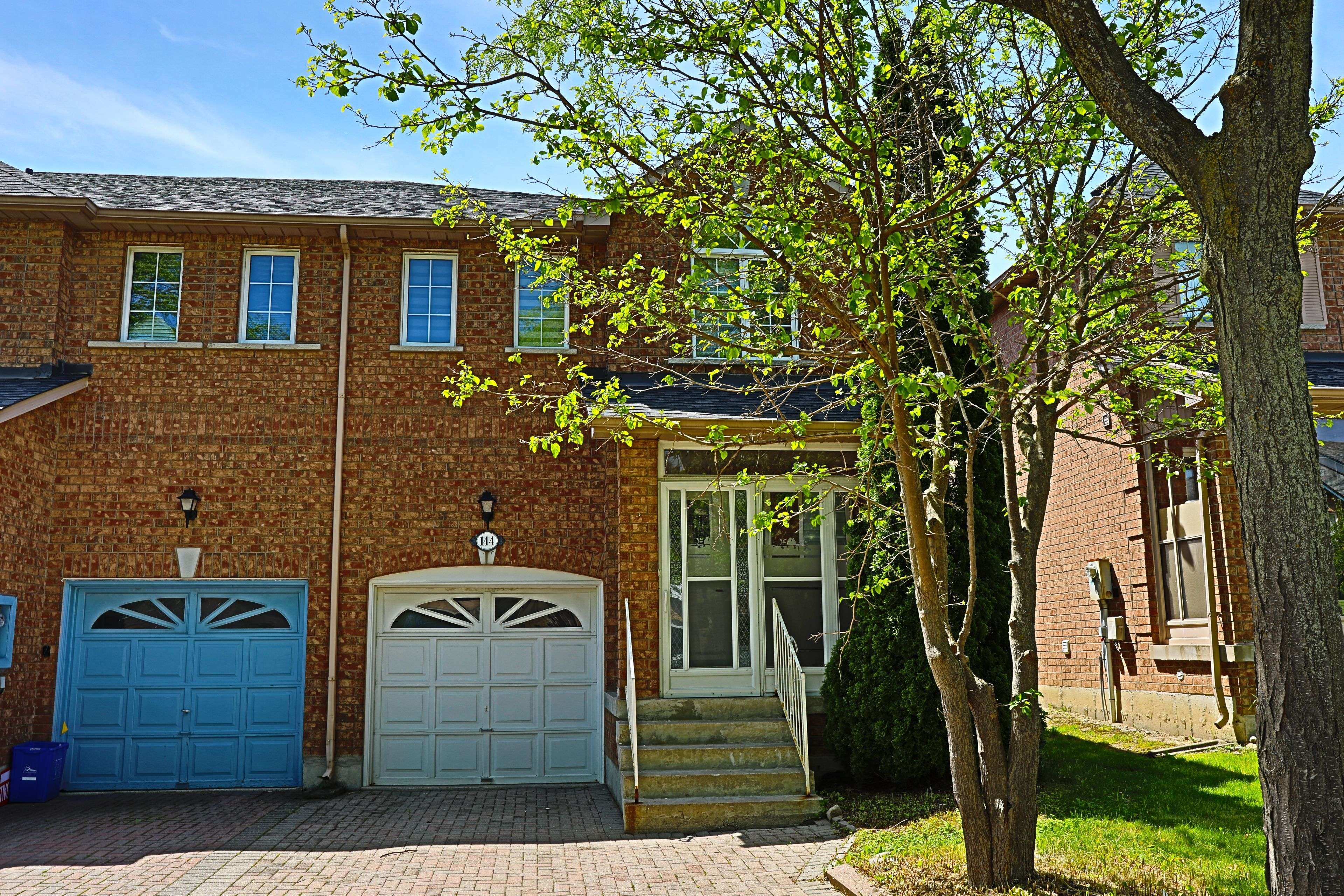 Richmond Hill, ON L4S 2A5,144 Kimono CRES