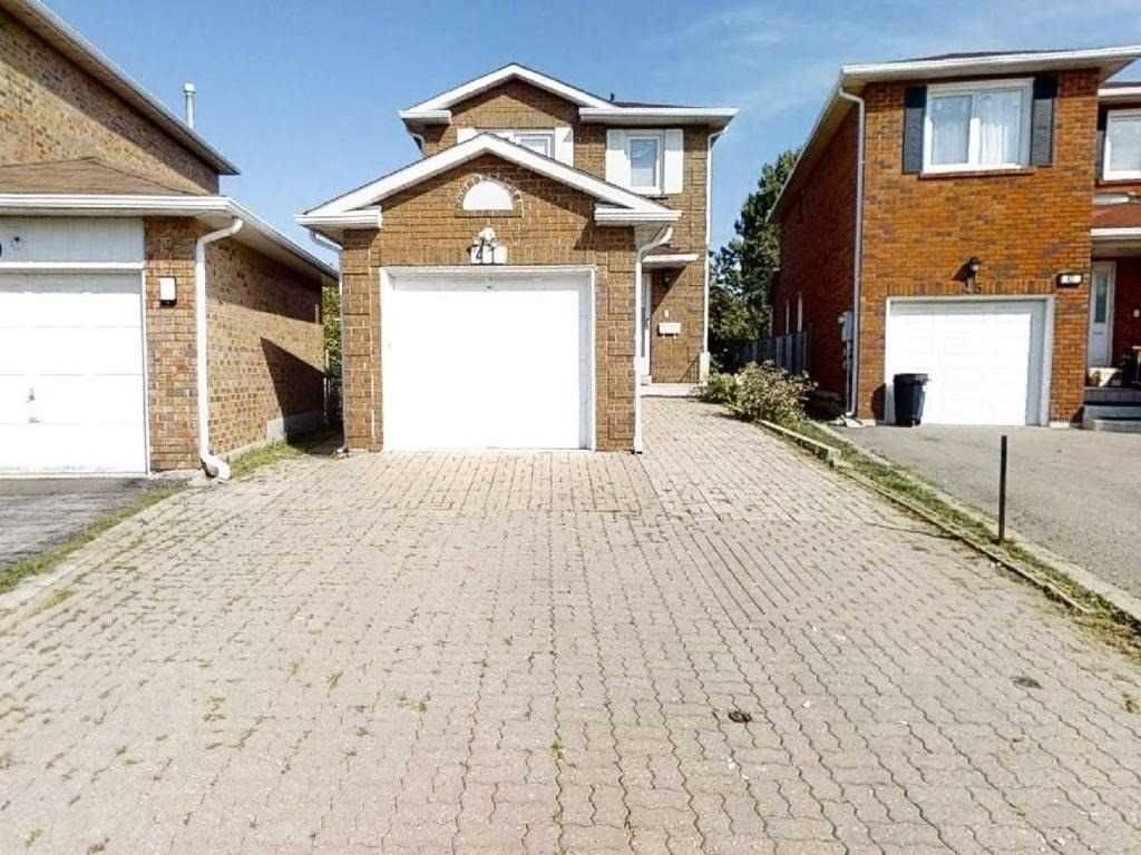 41 Hinda LN, Vaughan, ON L4J 6S2