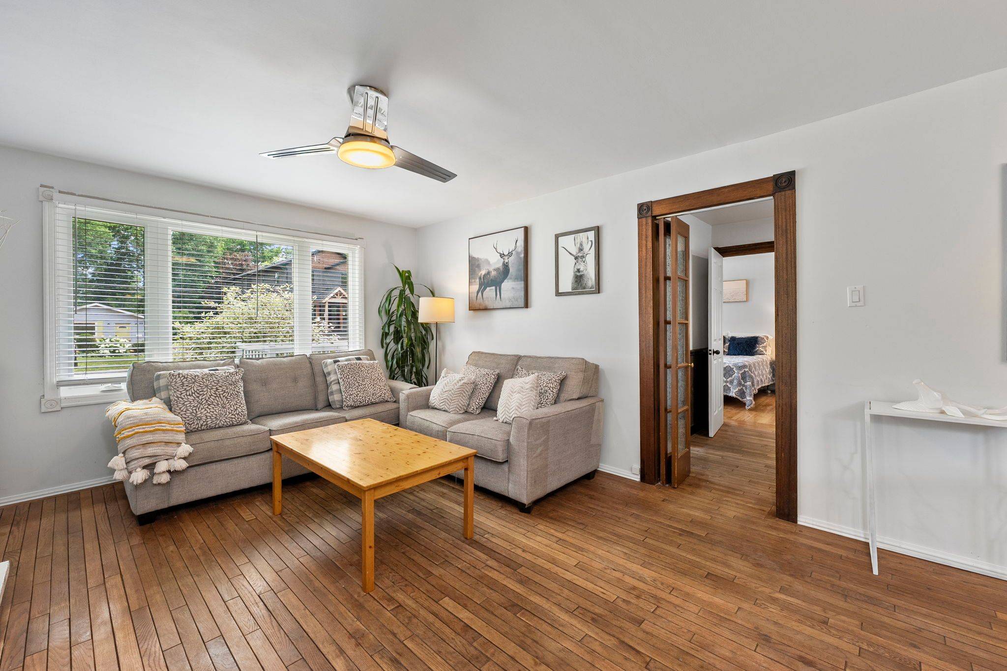 Georgina, ON L4P 2T2,212 Bayview AVE
