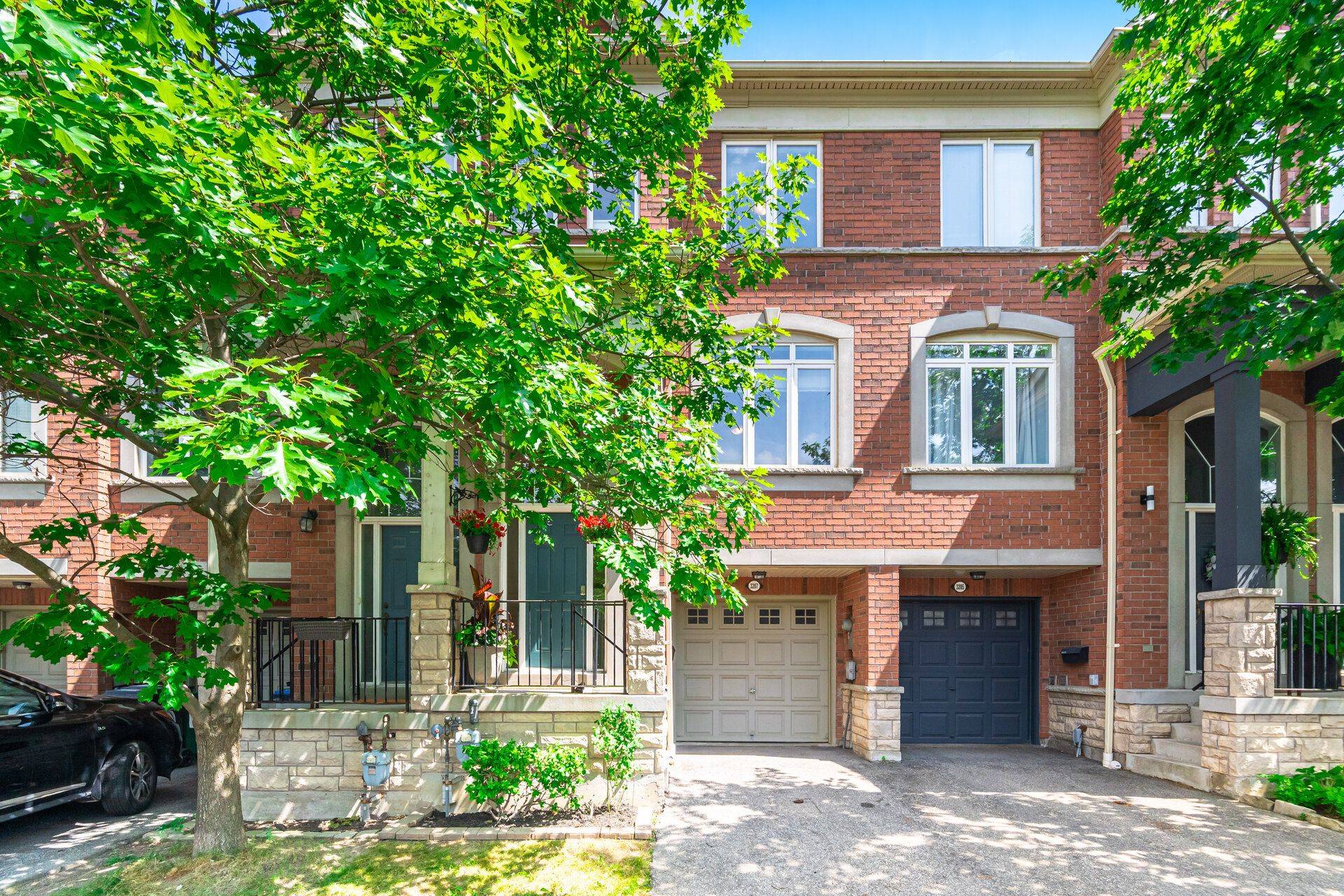 3207 Joel Kerbel PL, Mississauga, ON L4Y 0B1