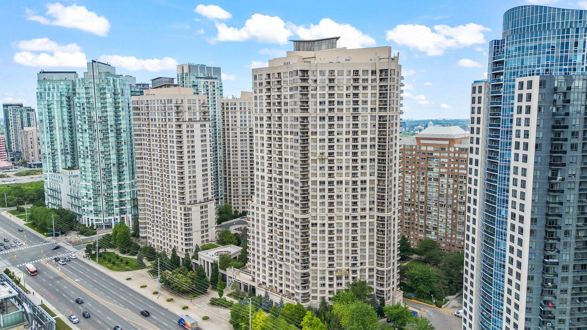 310 Burnhamthorpe RD W #401, Mississauga, ON L5B 4P9