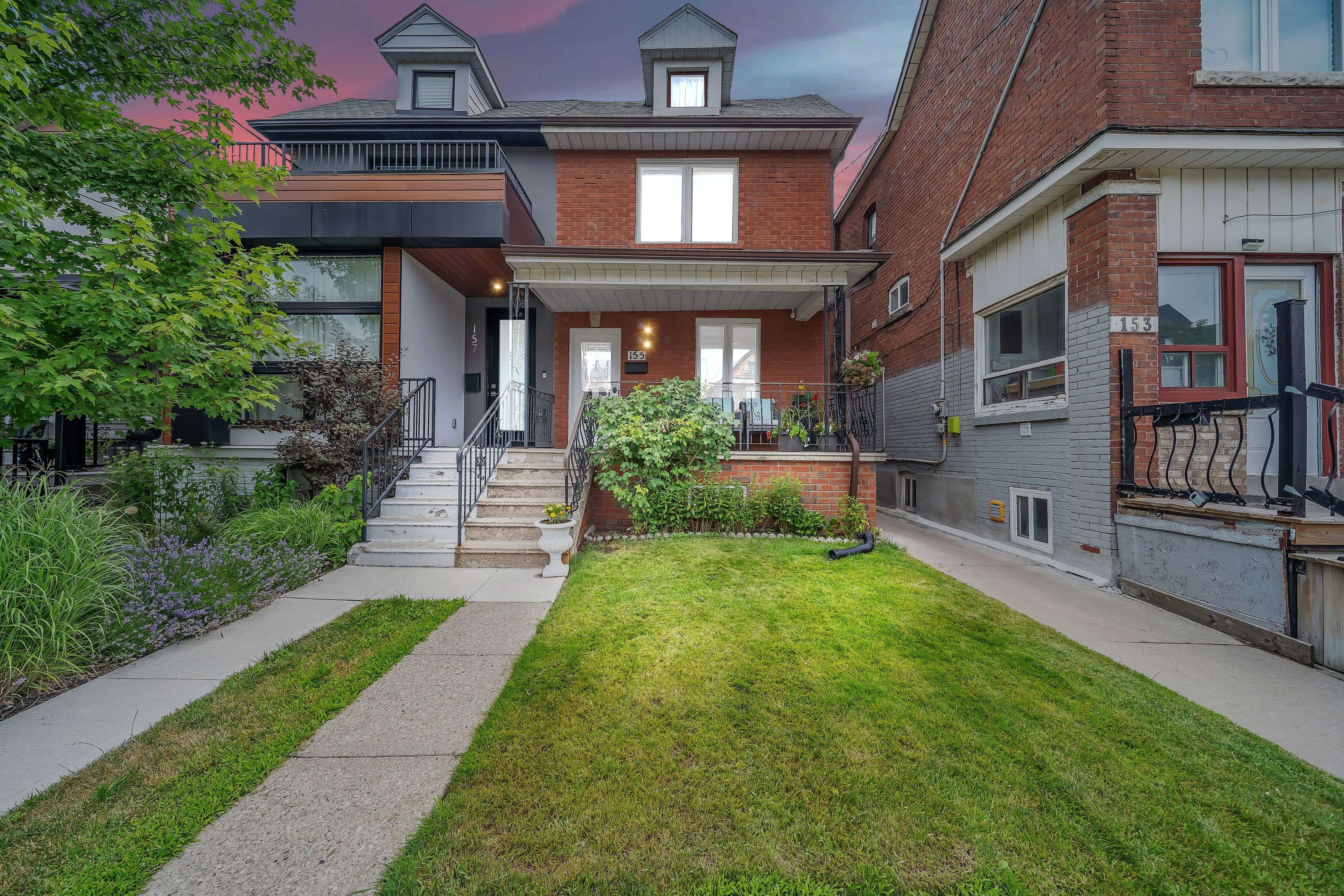 Toronto W02, ON M6P 3W5,155 Symington AVE