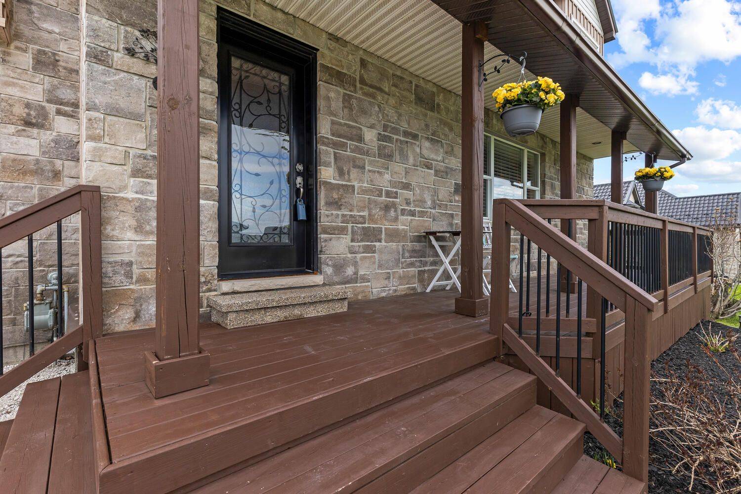 Lucan Biddulph, ON N0M 2J0,5623 Chriselle PL