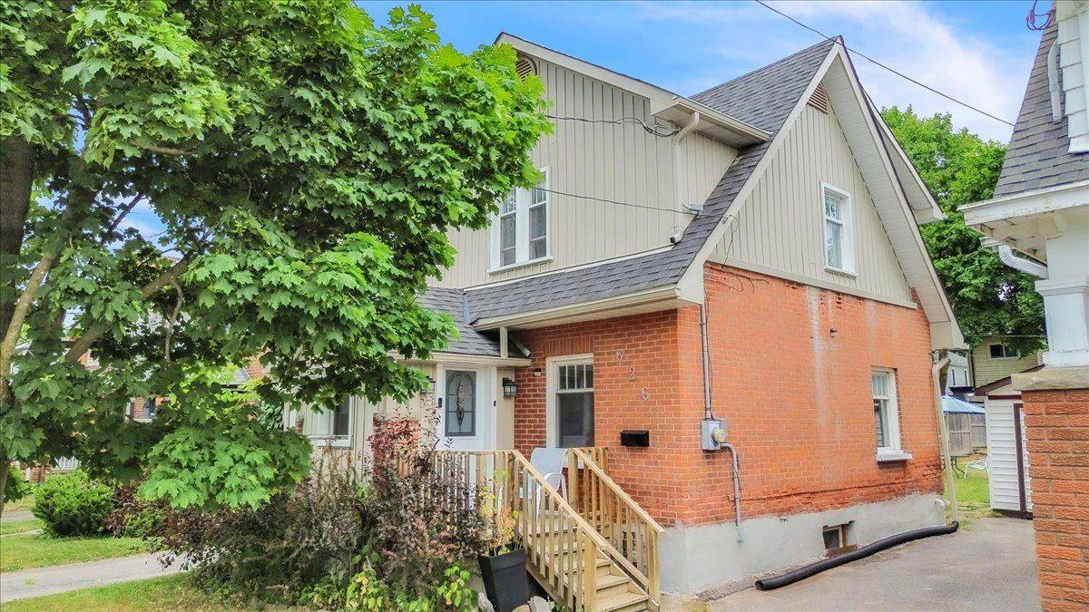 Peterborough Central, ON K9H 4K3,626 Downie ST