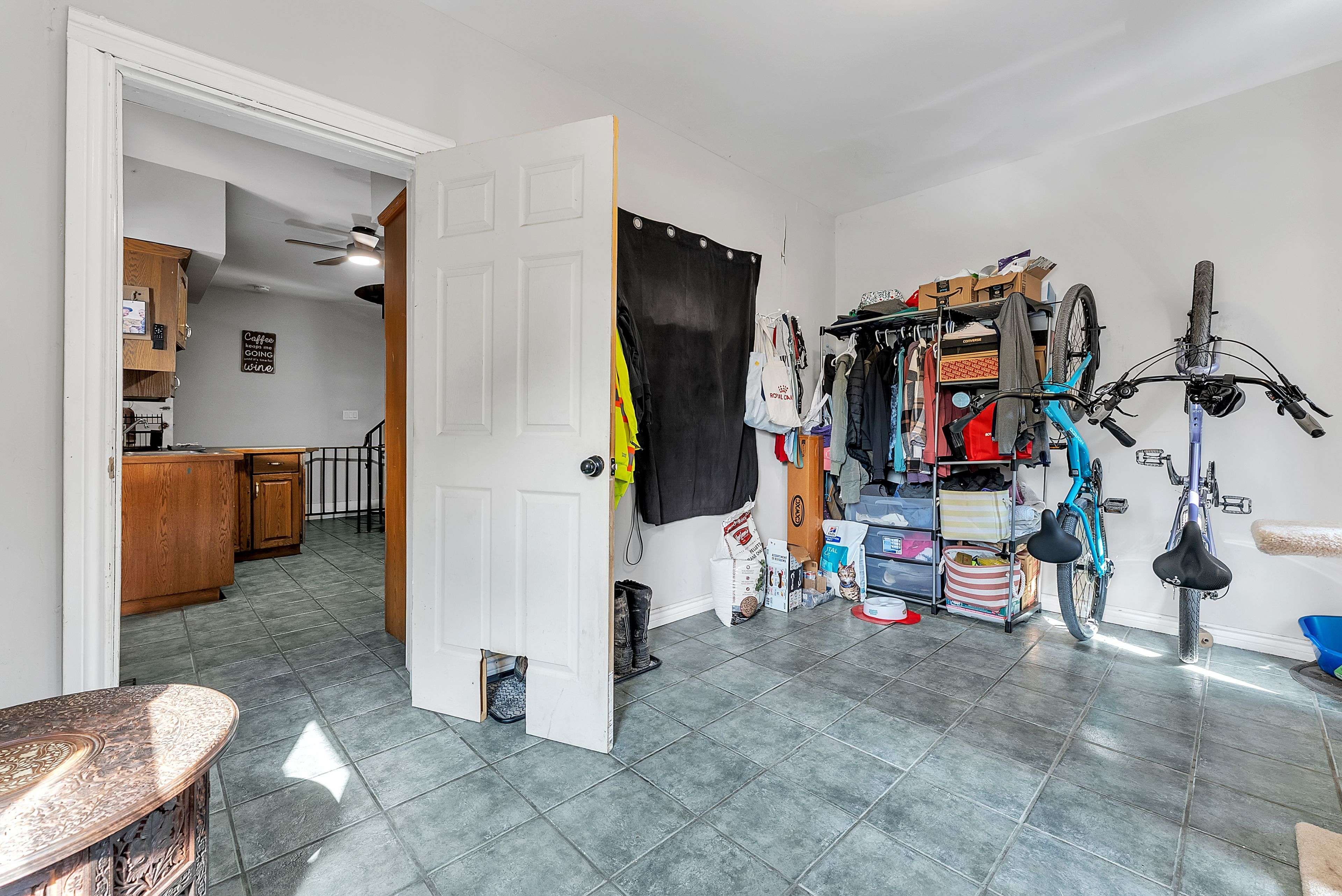 Belleville, ON K8P 1L5,44 Catharine ST