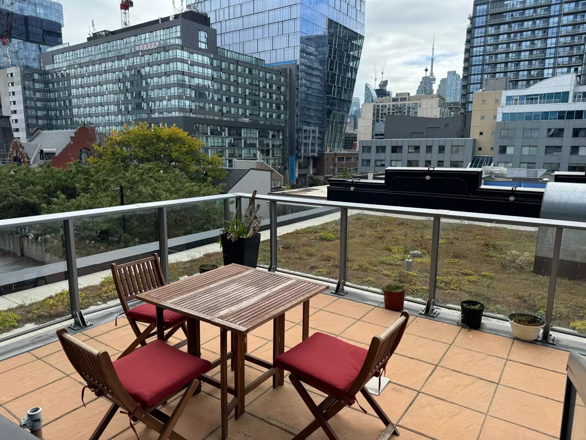 Toronto C08, ON M5A 0N6,120 Parliament ST #421