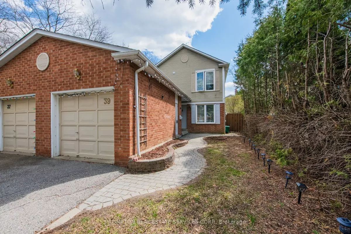 Whitby, ON L1P 1C8,39 Frost DR