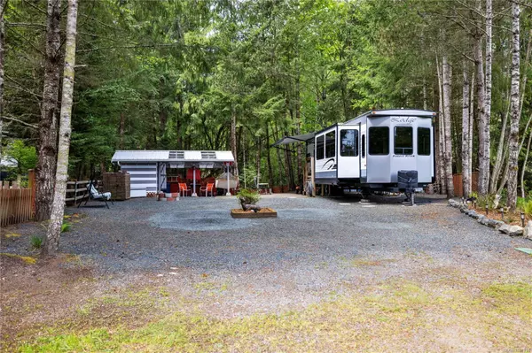 Qualicum Beach, BC V9K 2R2,2650 Turnbull Rd #A11