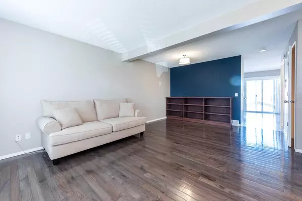 Calgary, AB T3G 5A6,58 Citadel Acres Close Northwest