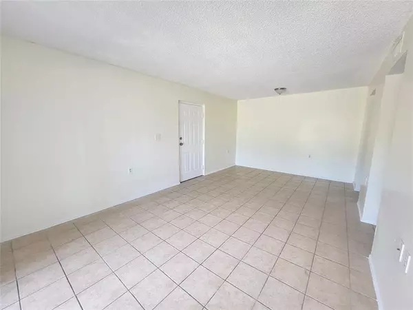 West Palm Beach, FL 33411,1133 N Benoist Farms Rd #206
