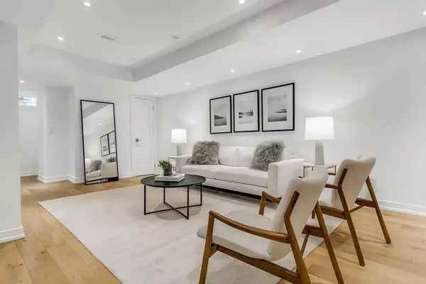 Toronto W01, ON M6R 1K1,58 Fern AVE #Lower