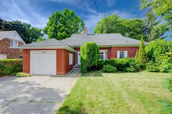 250 Bridgeport RD E, Waterloo, ON N2J 2K8