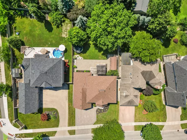 London South, ON N6K 4H5,512 Rosecliffe TER