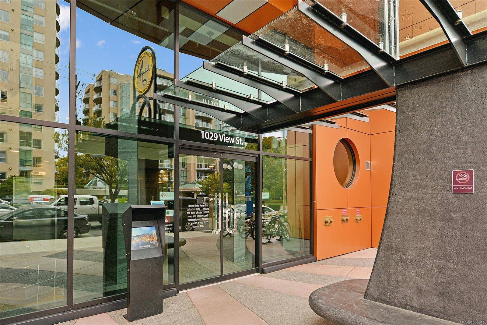 Victoria, BC V8V 0C9,1029 View St #434