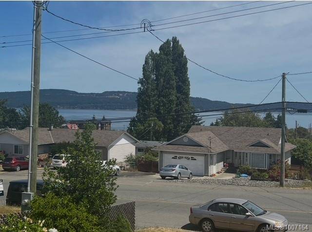 Crofton, BC V0R 1R0,8082 York Ave