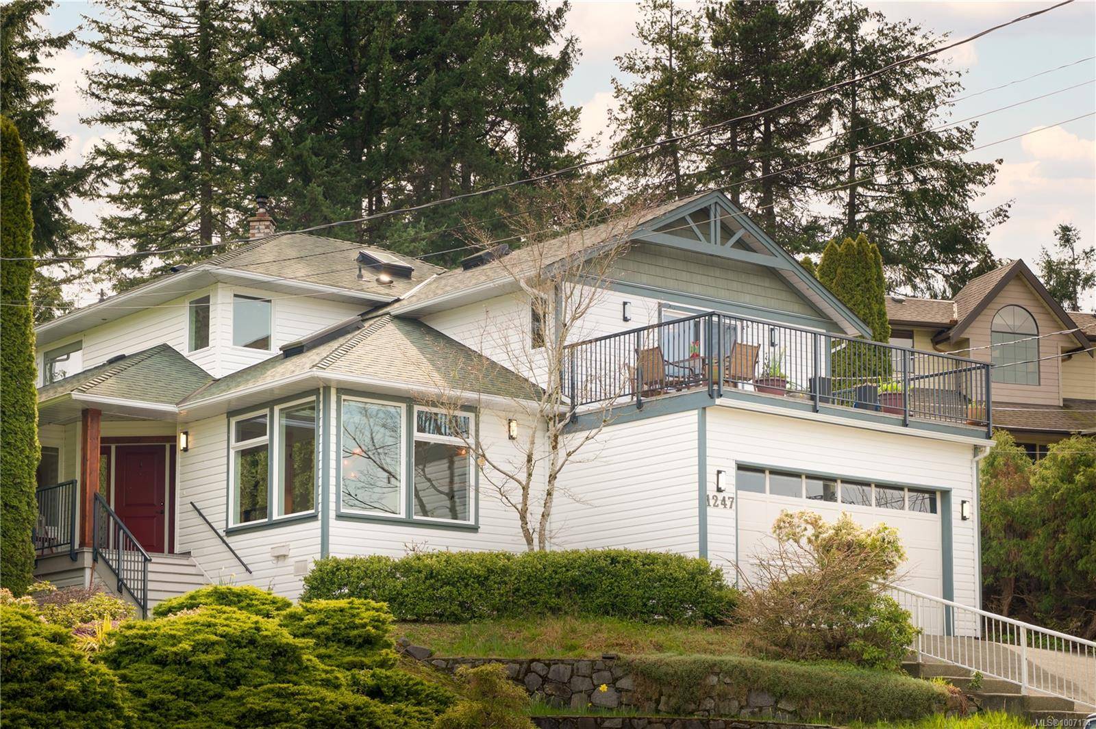 Nanaimo, BC V9R 5Z5,1247 Selkirk Dr