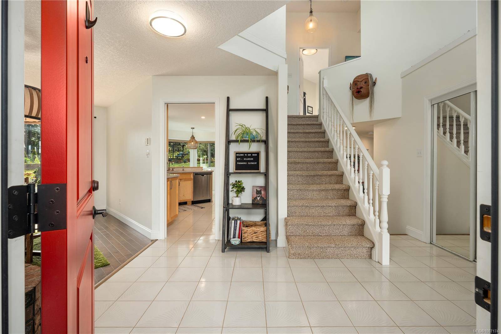 Nanaimo, BC V9R 5Z5,1247 Selkirk Dr