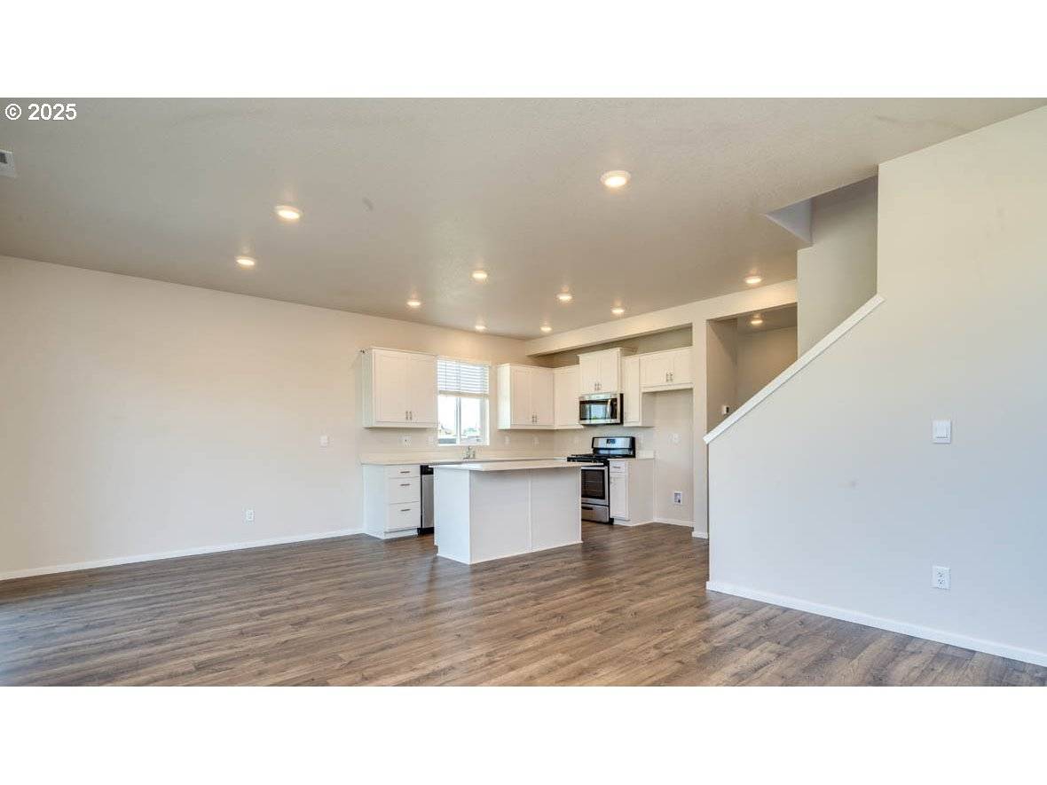 Salem, OR 97301,4897 Colombus AVE NE