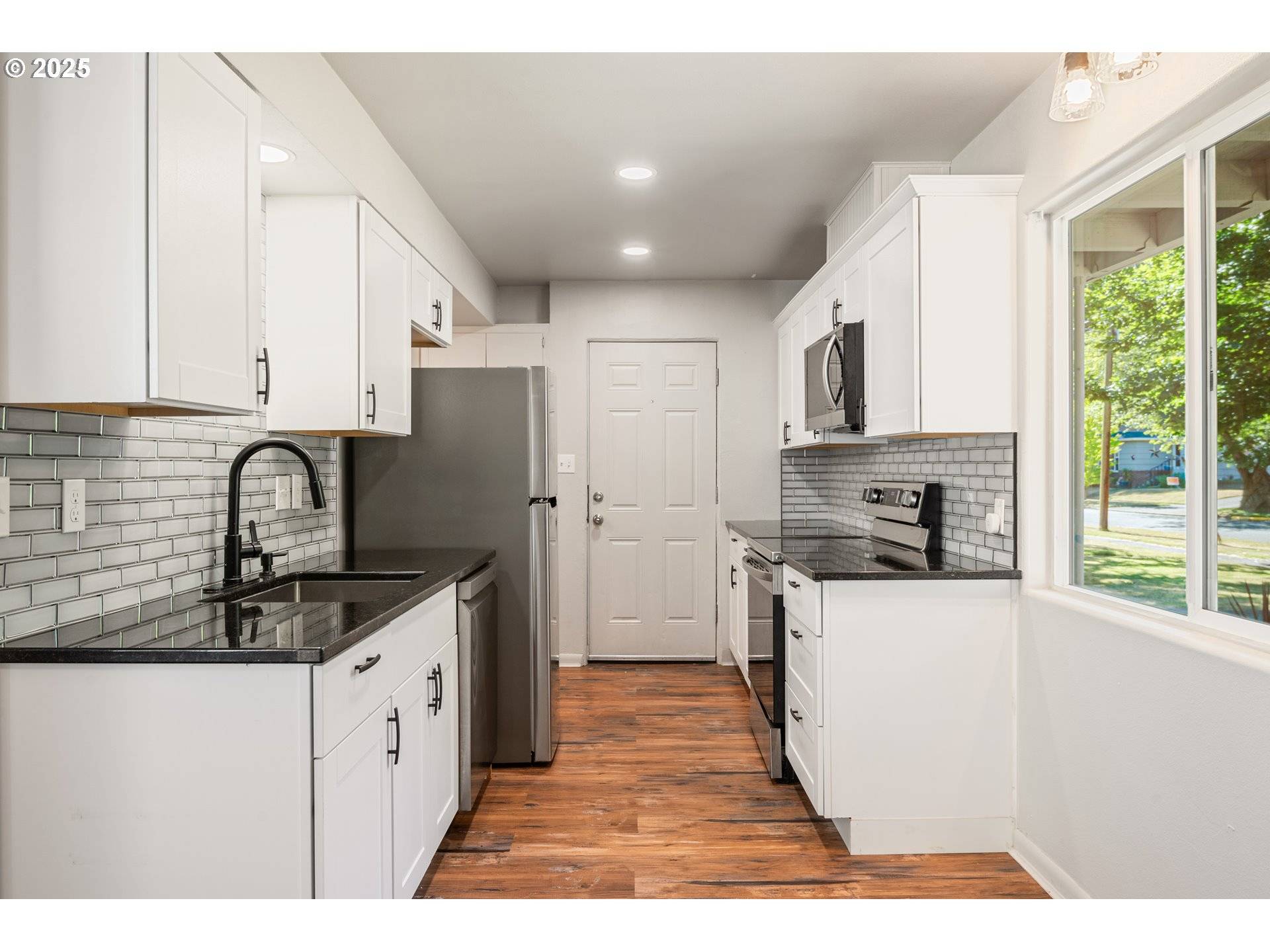 Longview, WA 98632,2228 FIR ST