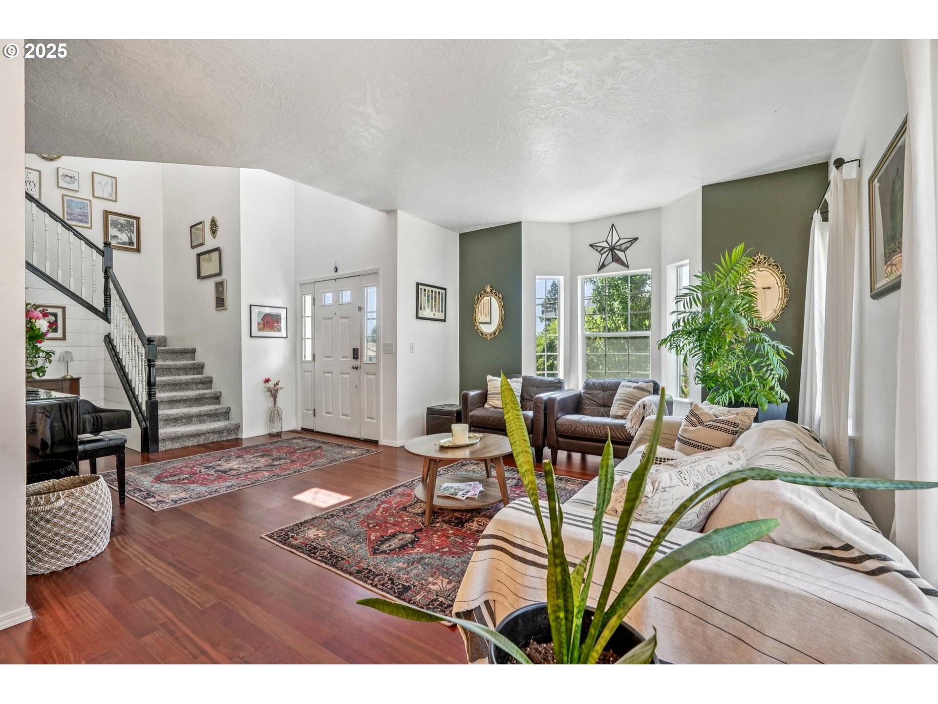 Silverton, OR 97381,710 MILL ST