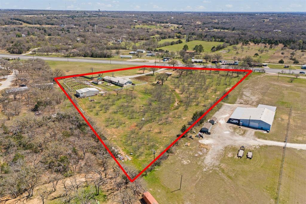 Cleburne, TX 76031,1641 E Henderson Street