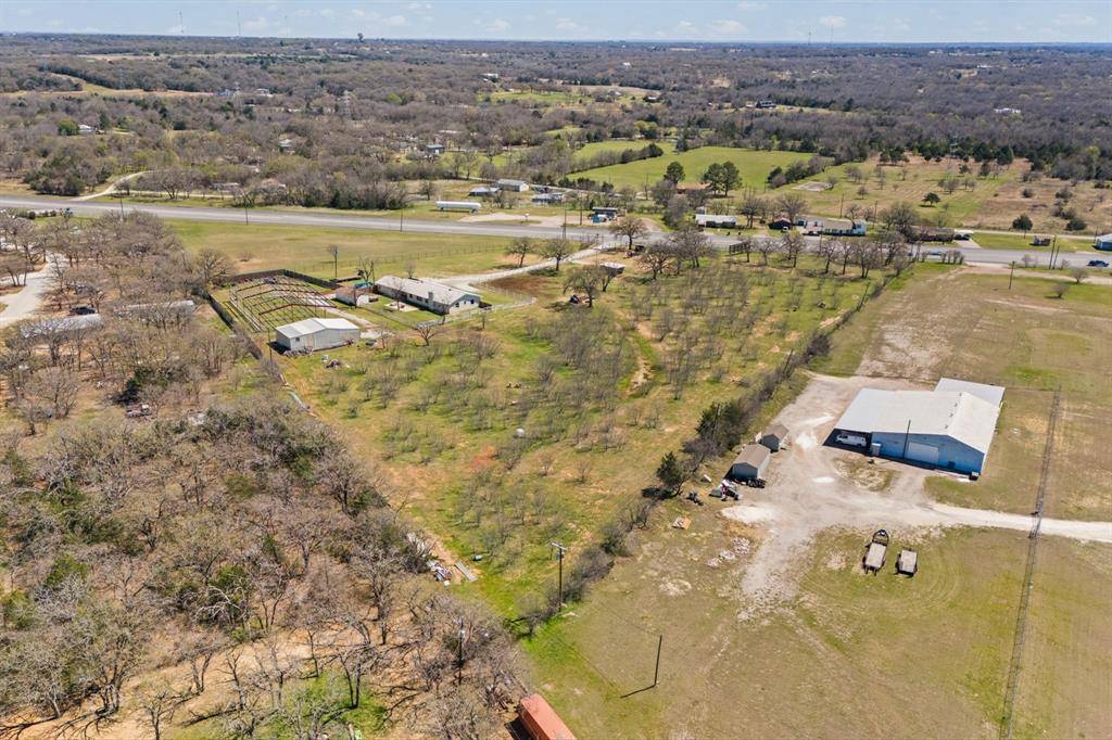 Cleburne, TX 76031,1641 E Henderson Street