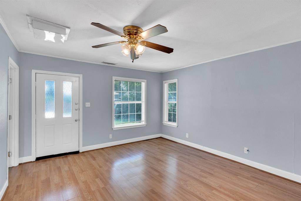Waxahachie, TX 75165,700 Ellis Street