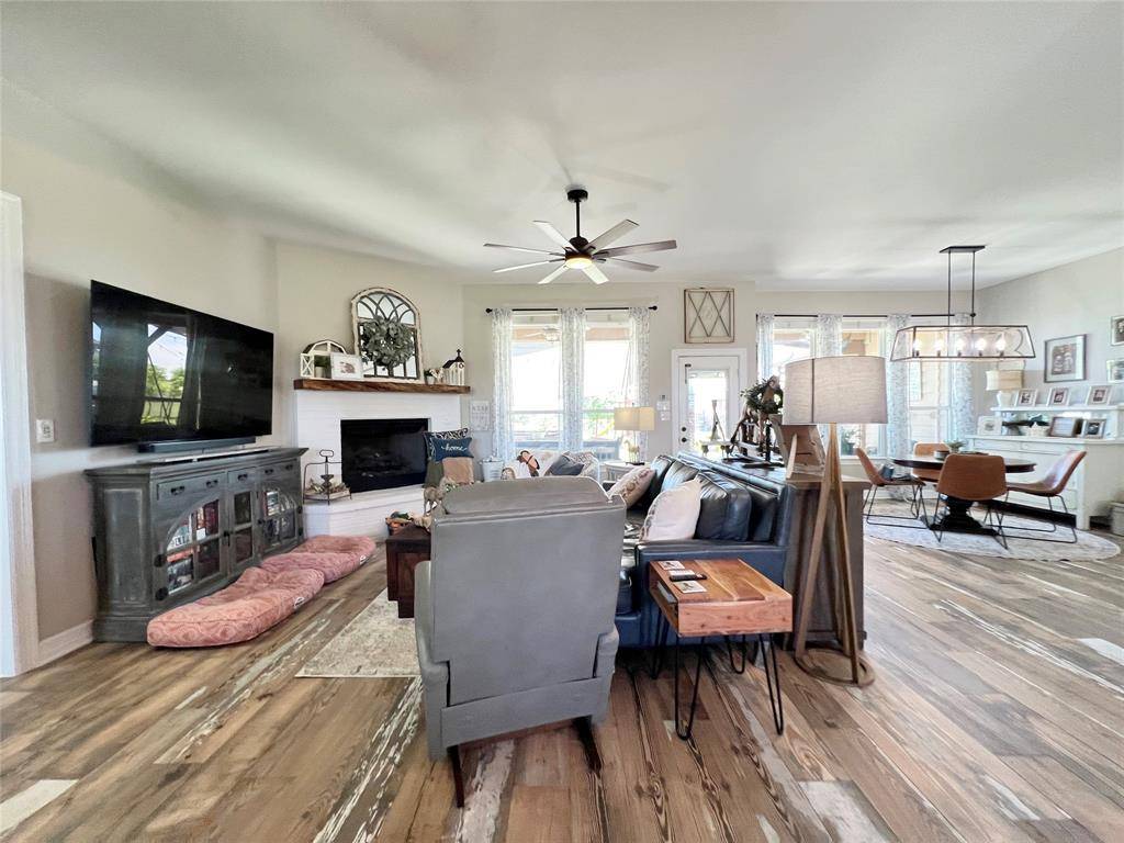 Sanger, TX 76266,2060 Melton Road