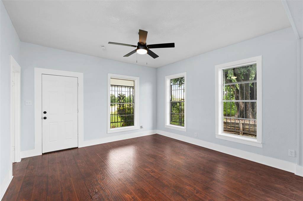 Fort Worth, TX 76164,2124 21st Street