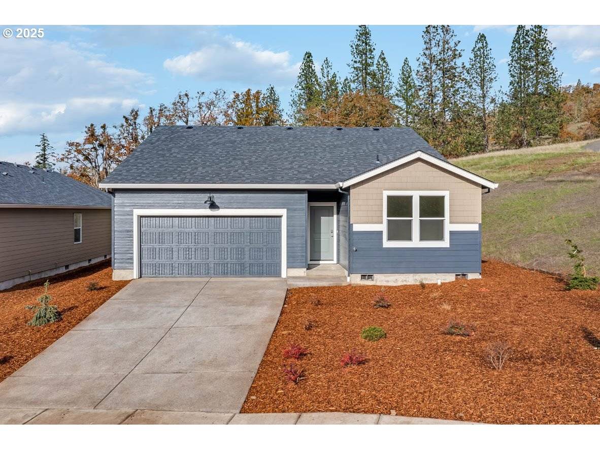 1132 Sparrow ST, Woodburn, OR 97071
