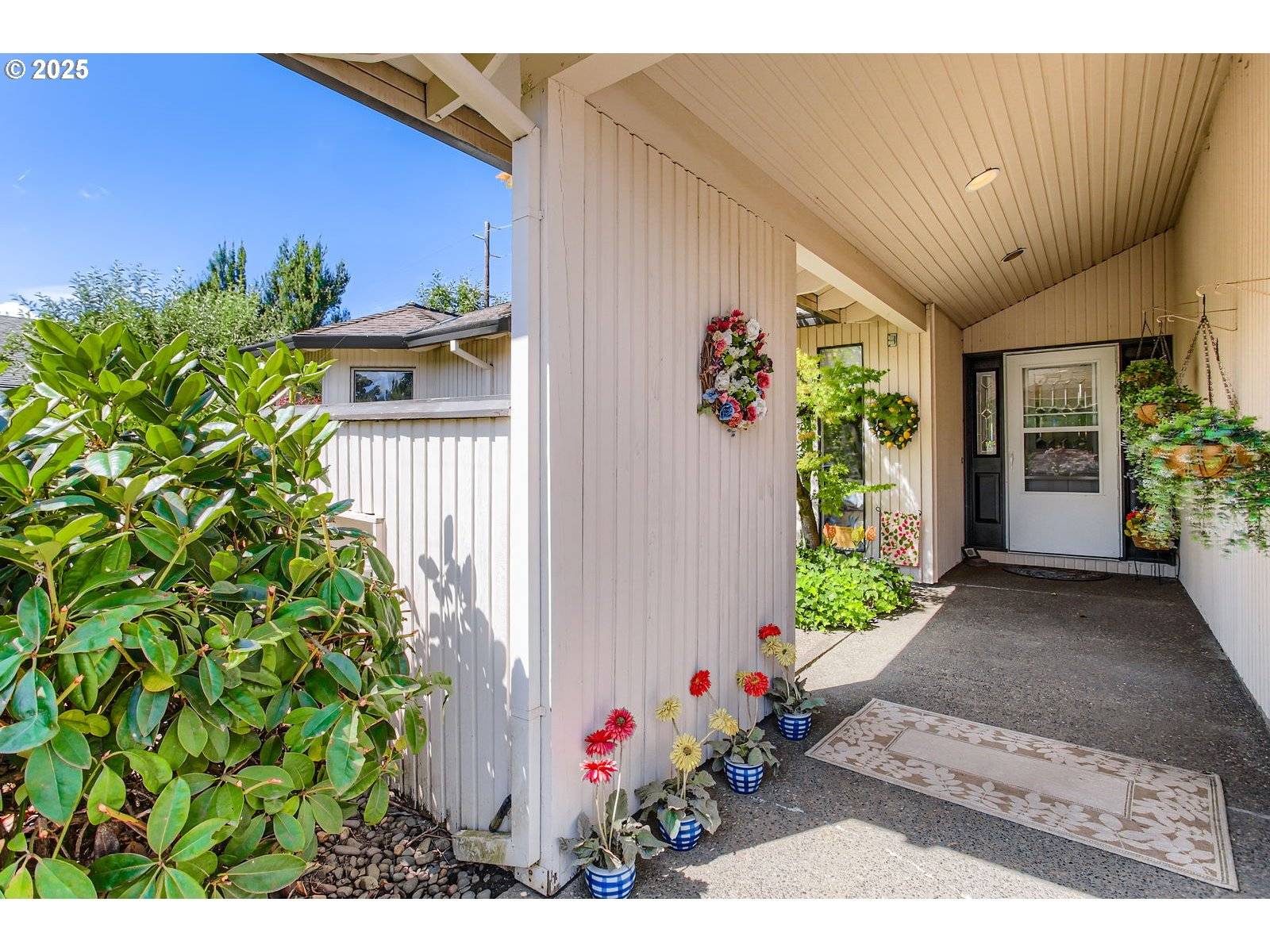 Hillsboro, OR 97124,1597 NE GREENSWORD DR