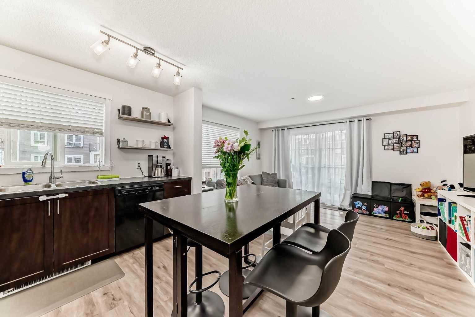 Calgary, AB T2Z 1C6,279 Copperpond Common SE #1301